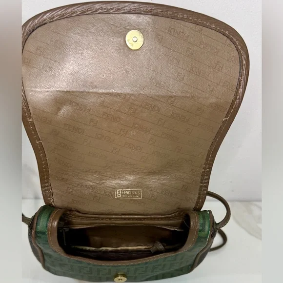 FENDI & LOEWE Bundle @alzysbin Trade - Picture 8 of 16